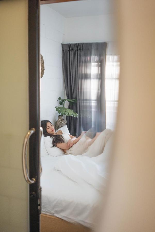 Stay North Gate Bed And Breakfast Chiang Mai Exterior photo