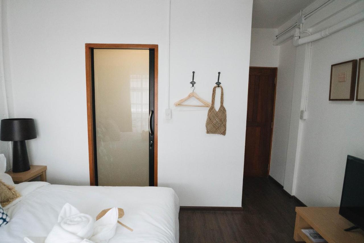 Stay North Gate Bed And Breakfast Chiang Mai Exterior photo